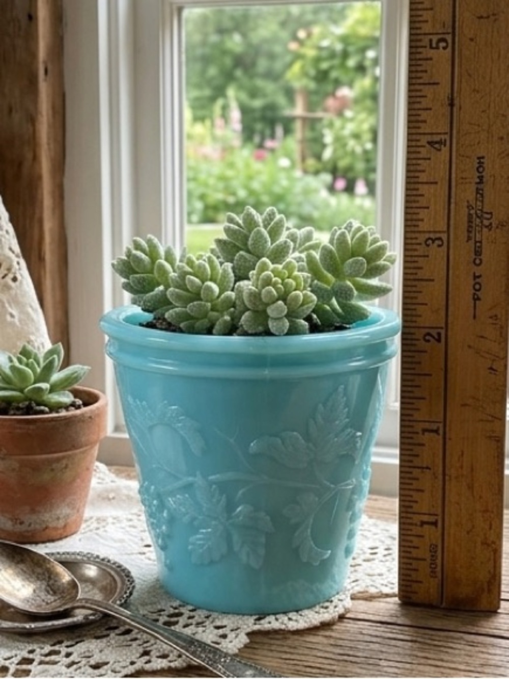 Vintage Blue Floral‎ Grapes Milk Glass Vase